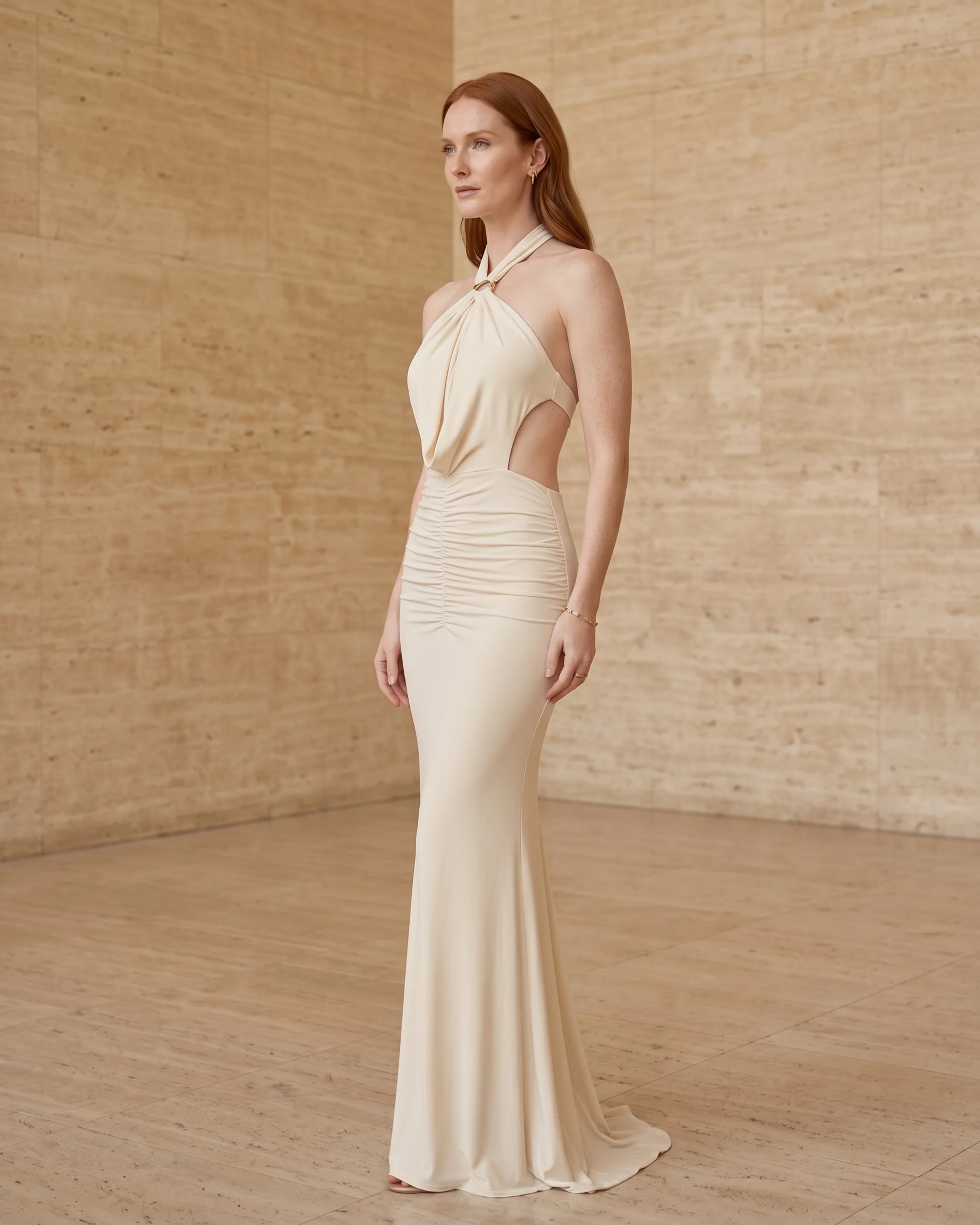 Tullia Pleated Column Evening Gown in Crepe in Avorio — Hugo Caesar Tassi
